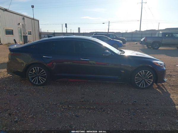2019 KIA STINGER PREMIUM