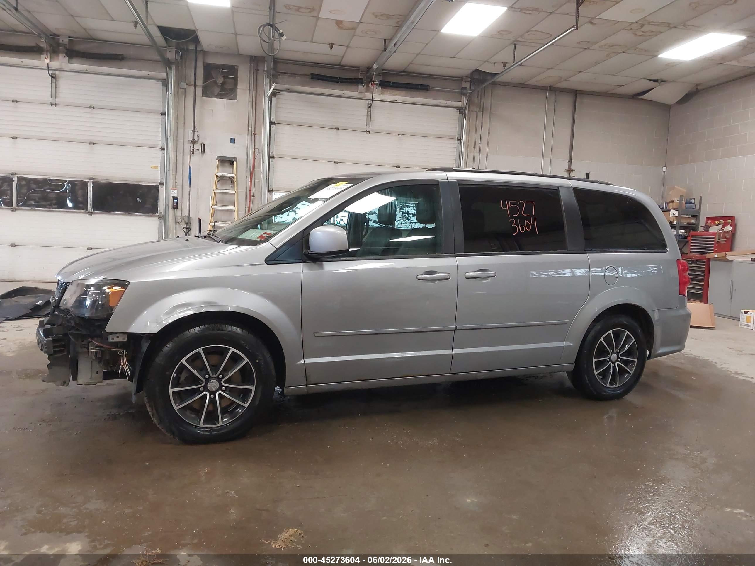2017 DODGE GRAND CARAVAN GT
