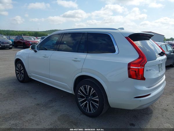 2022 VOLVO XC90 T5 MOMENTUM 7 PASSENGER
