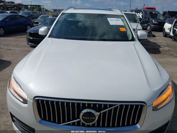 2022 VOLVO XC90 T5 MOMENTUM 7 PASSENGER