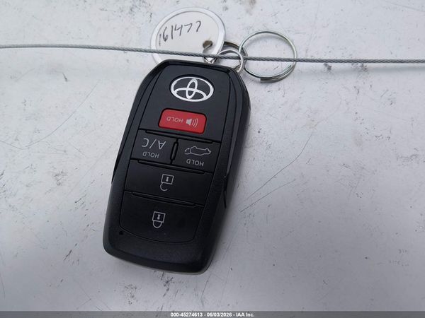 2024 TOYOTA BZ4X XLE