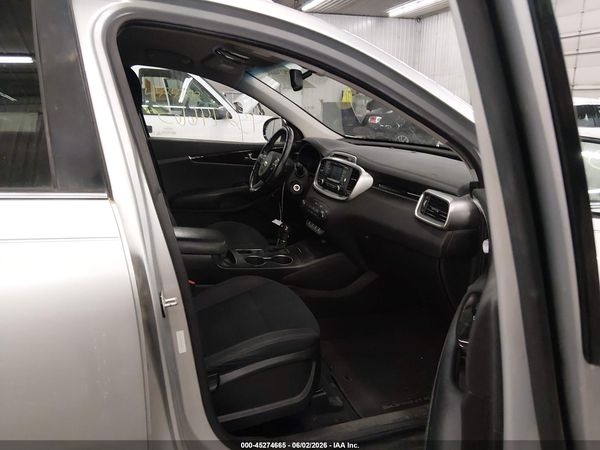 2016 KIA SORENTO 2.4L LX