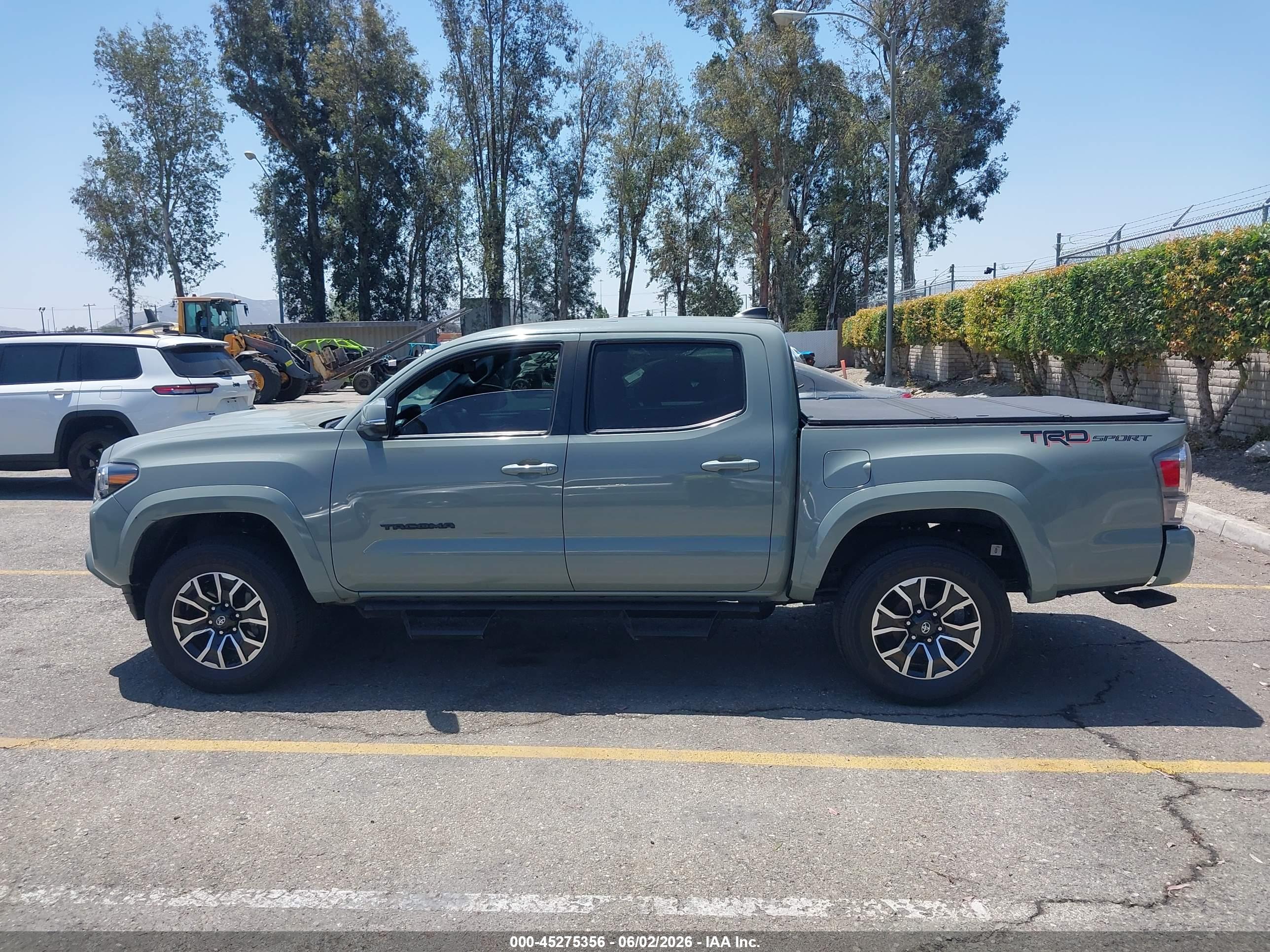 2022 TOYOTA TACOMA TRD SPORT
