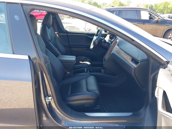 2020 TESLA MODEL S