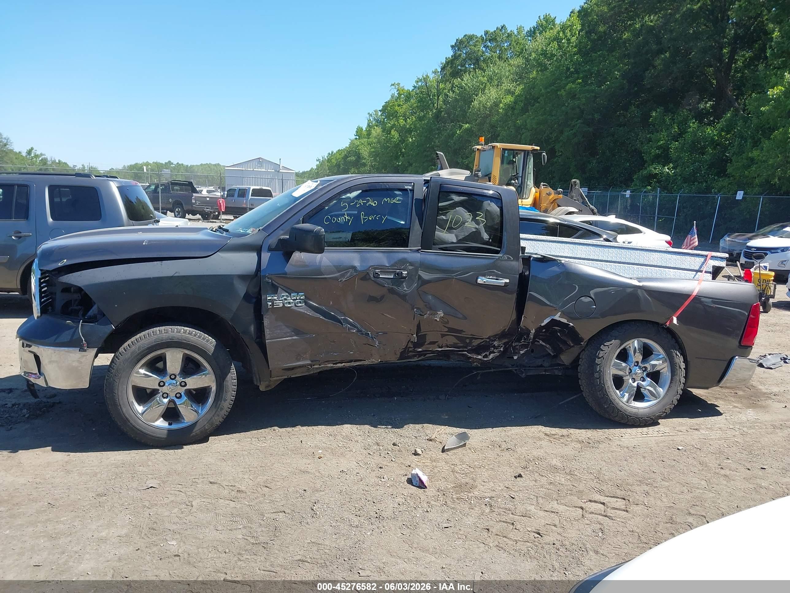 2016 RAM 1500 BIG HORN