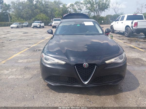 2018 ALFA ROMEO GIULIA RWD