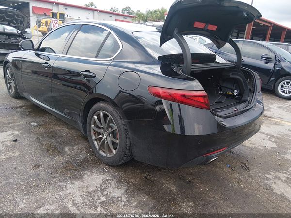 2018 ALFA ROMEO GIULIA RWD