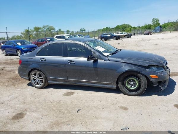 2013 MERCEDES-BENZ C 300 SPORT 4MATIC