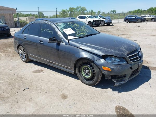 2013 MERCEDES-BENZ C 300 SPORT 4MATIC