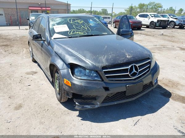 2013 MERCEDES-BENZ C 300 SPORT 4MATIC