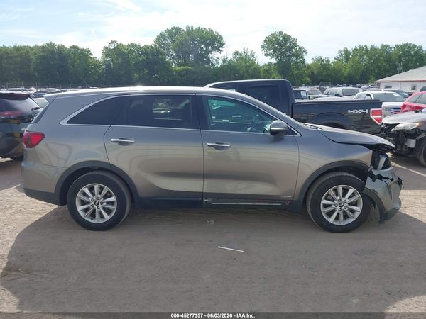 2019 KIA SORENTO 2.4L LX