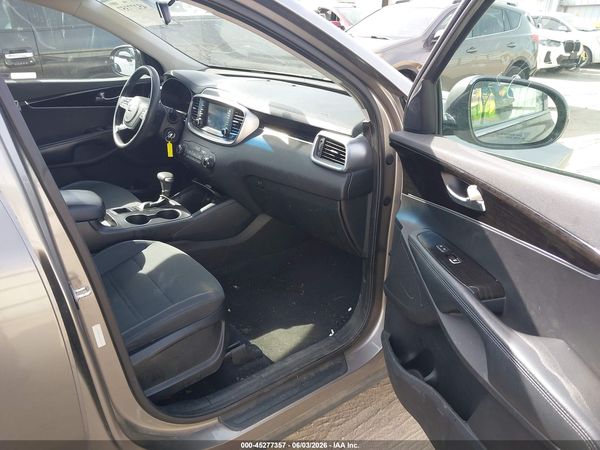 2019 KIA SORENTO 2.4L LX