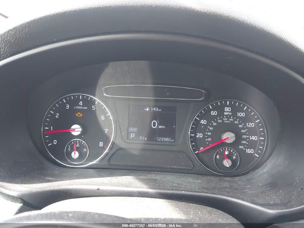 2019 KIA SORENTO 2.4L LX
