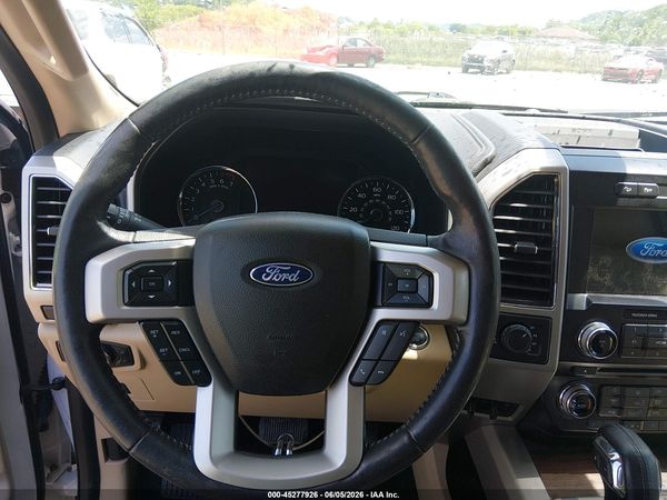 2017 FORD F-150 LARIAT