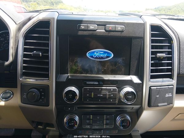 2017 FORD F-150 LARIAT