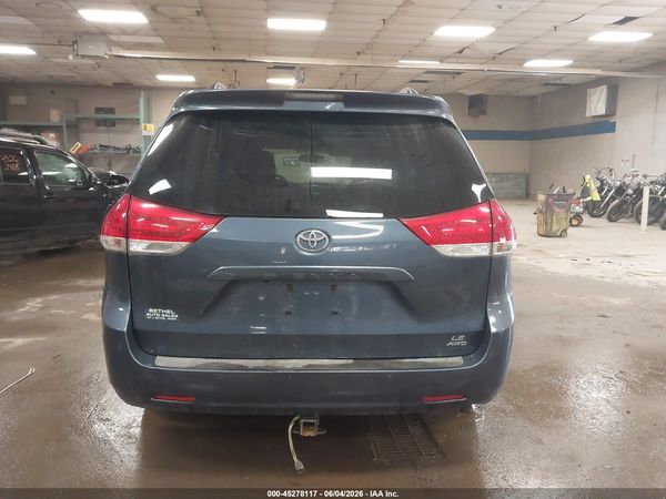 2014 TOYOTA SIENNA LE 7 PASSENGER — I119