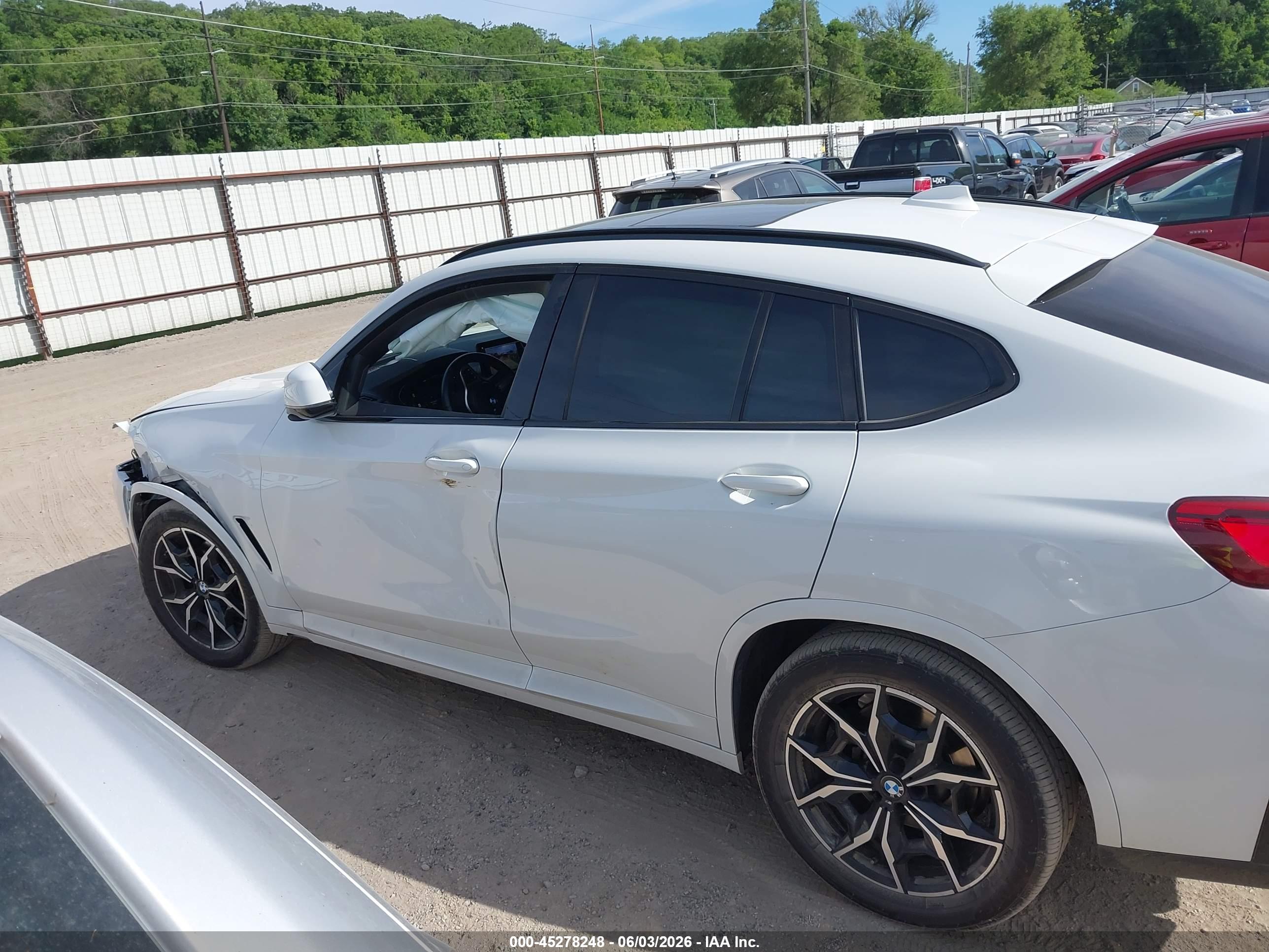 2023 BMW X4 XDRIVE30I