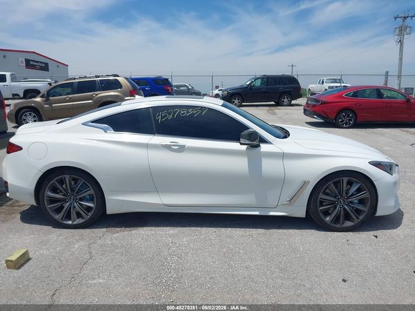 2020 INFINITI Q60 LUXE