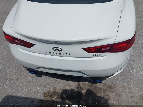2020 INFINITI Q60 LUXE