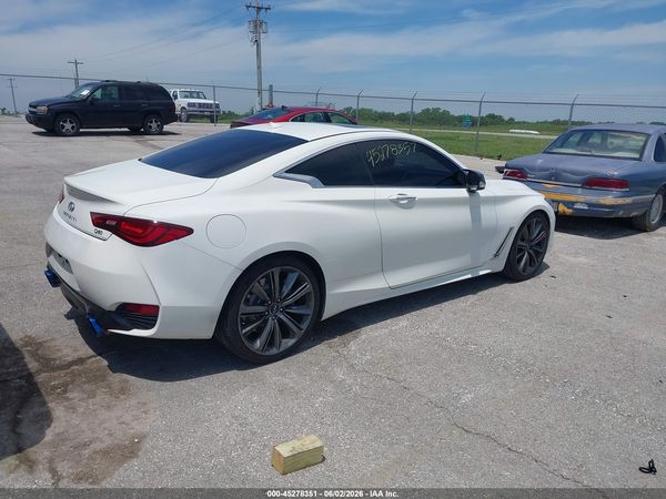 2020 INFINITI Q60 LUXE