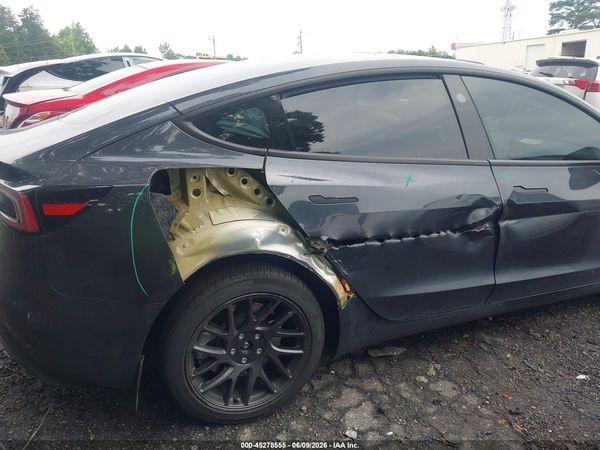 2025 TESLA MODEL 3