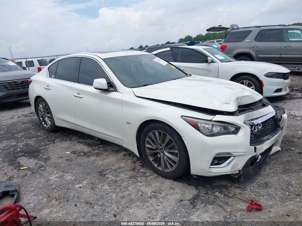 2020 INFINITI Q50 LUXE