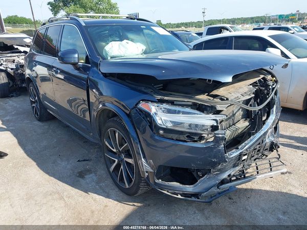 2019 VOLVO XC90 T6 MOMENTUM