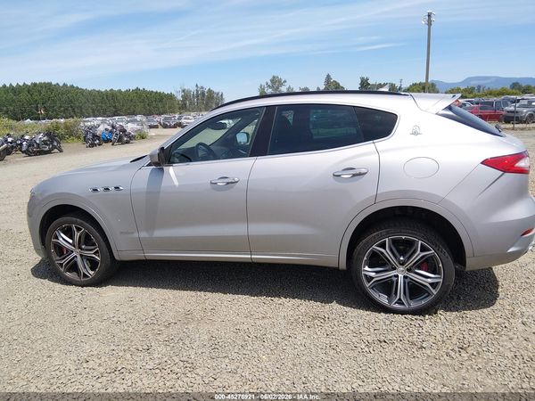 2018 MASERATI LEVANTE S GRANSPORT