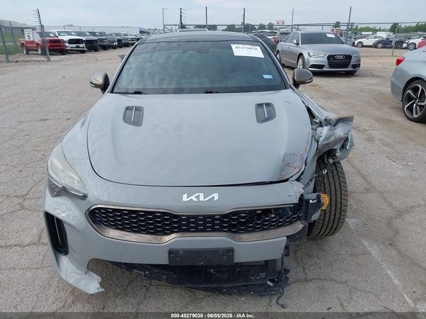2022 KIA STINGER GT-LINE