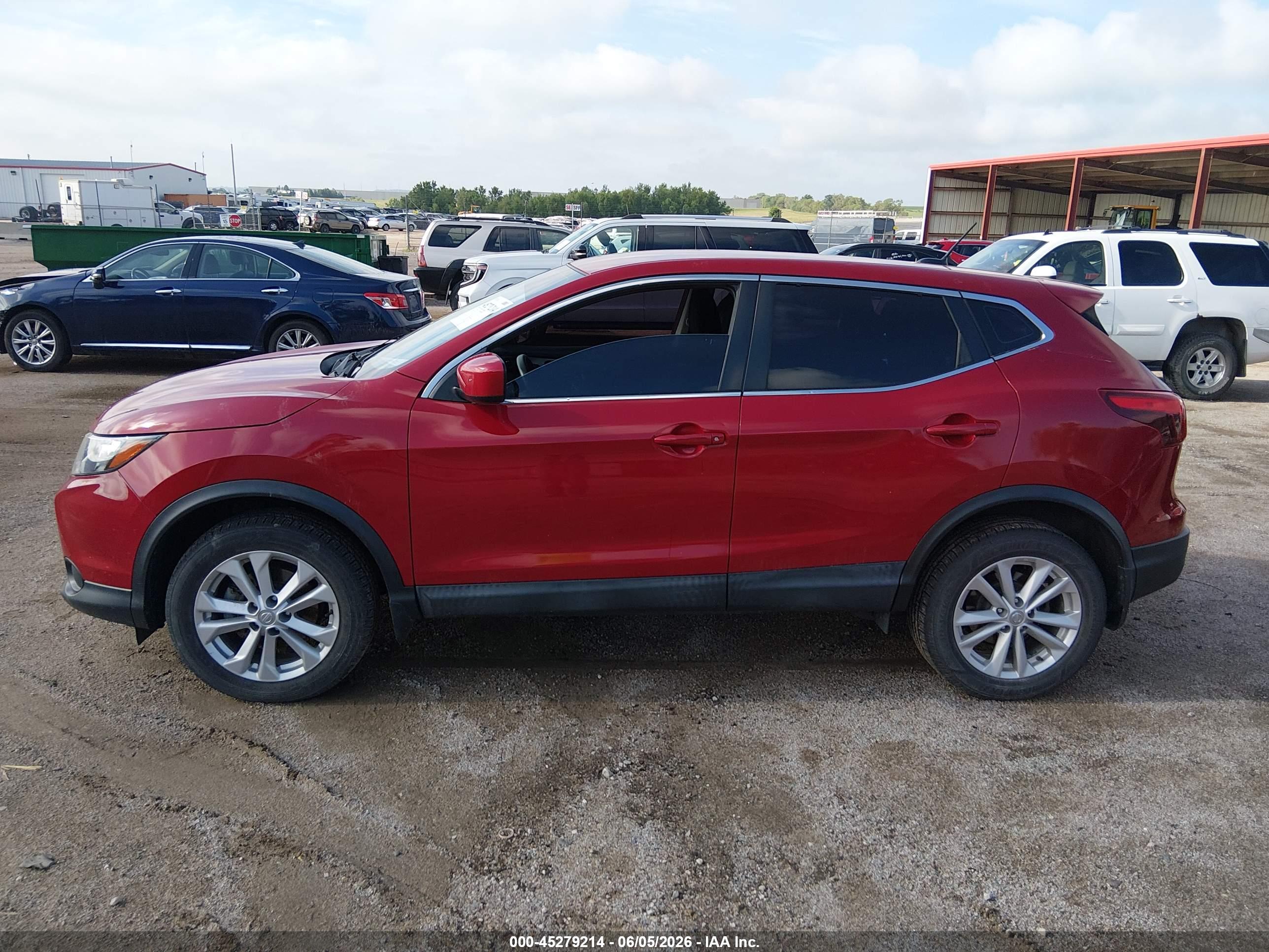 2018 NISSAN ROGUE SPORT S