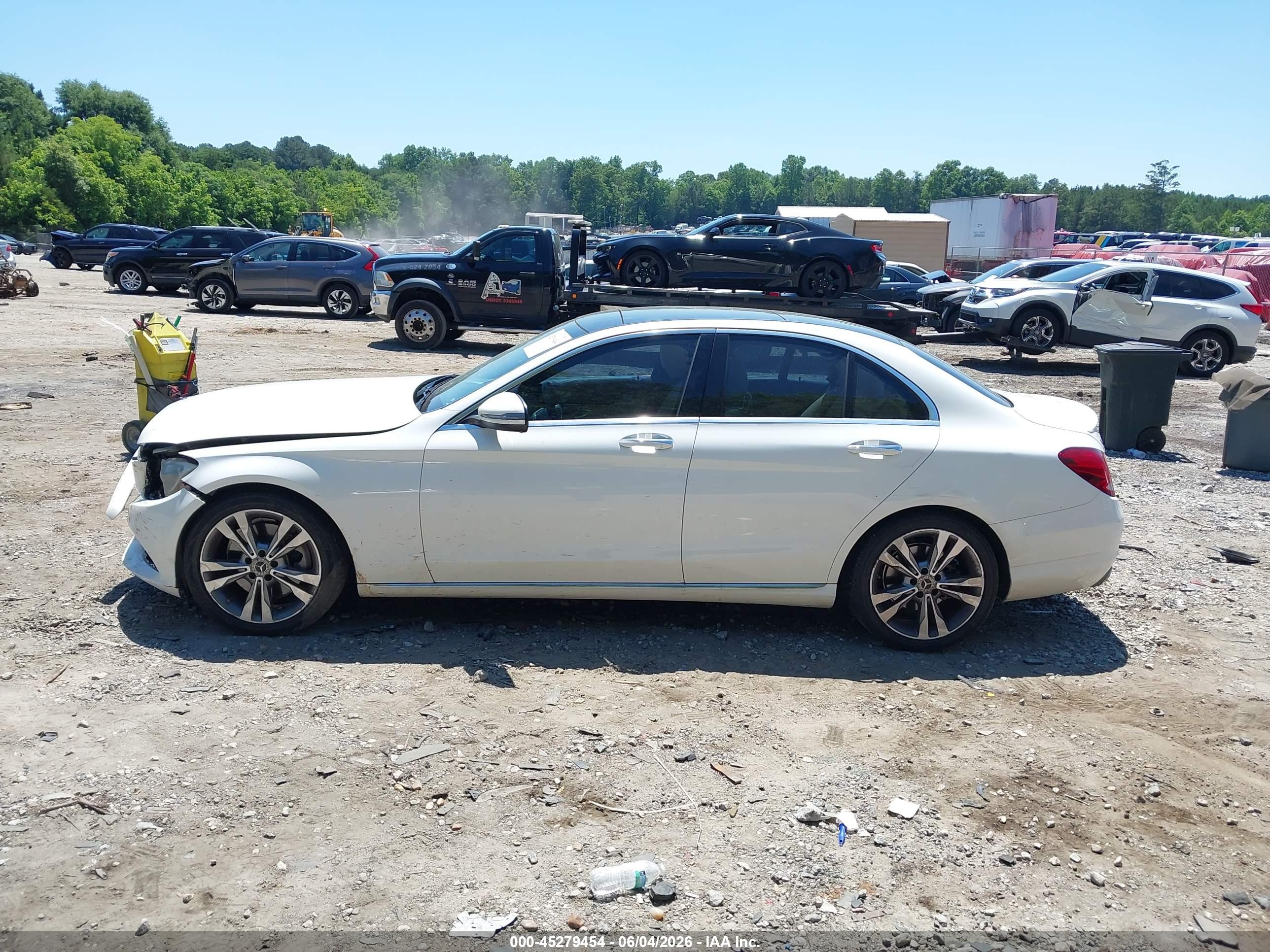2017 MERCEDES-BENZ C 300 C300