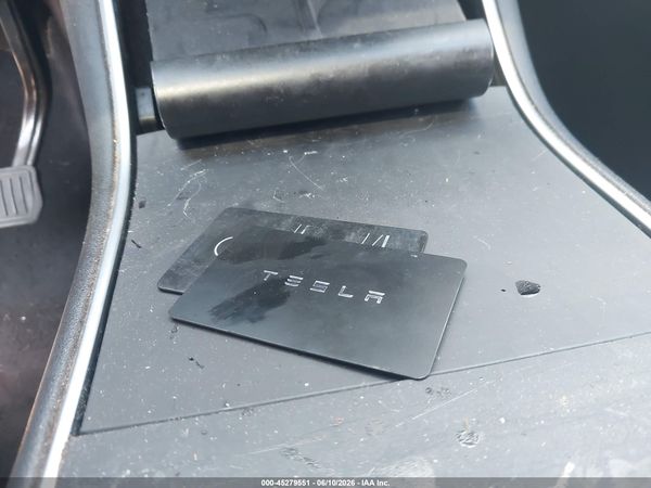 2020 TESLA MODEL Y