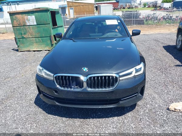 2021 BMW 530I