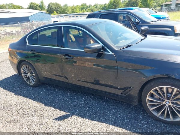 2021 BMW 530I