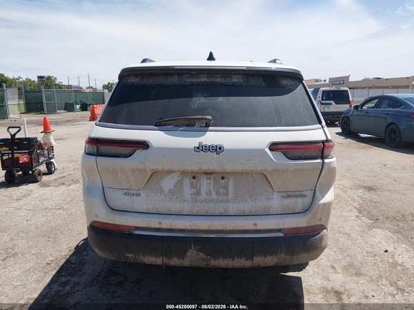 2023 JEEP GRAND CHEROKEE L LAREDO 4X4