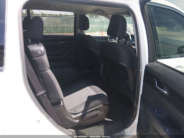 2023 JEEP GRAND CHEROKEE L LAREDO 4X4