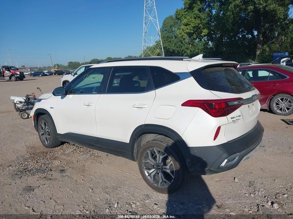 2023 KIA SELTOS EX