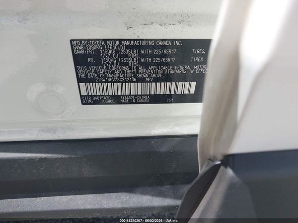 2025 TOYOTA RAV4 XLE