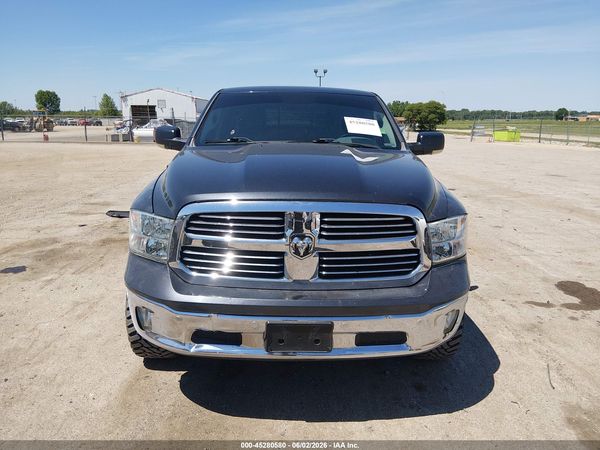 2017 RAM 1500 BIG HORN  4X4 6'4 BOX