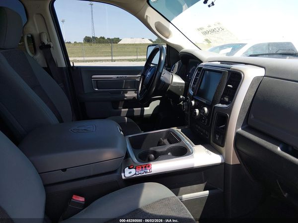 2017 RAM 1500 BIG HORN  4X4 6'4 BOX