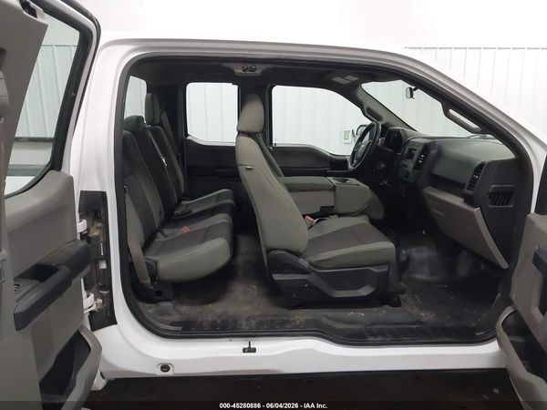 2017 FORD F-150 XL