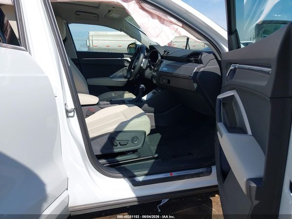 2022 AUDI Q3