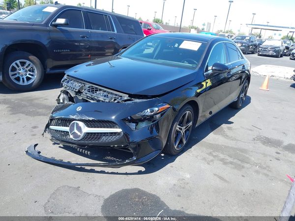 2019 MERCEDES-BENZ A 220 A220