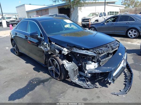 2019 MERCEDES-BENZ A 220 A220