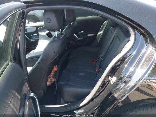 2019 MERCEDES-BENZ A 220 A220