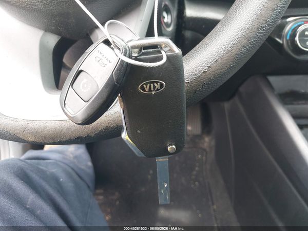 2019 KIA FORTE LXS