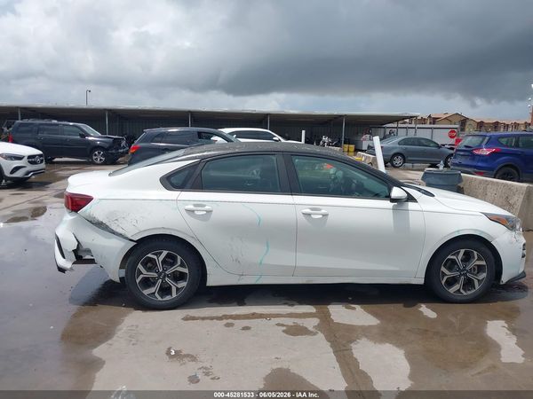 2019 KIA FORTE LXS