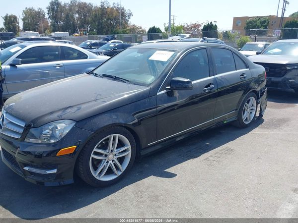 2012 MERCEDES-BENZ C 300 SPORT 4MATIC