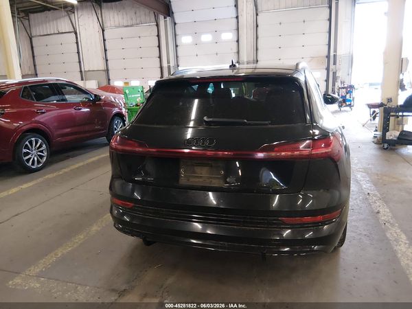 2023 AUDI E-TRON PREMIUMWE
