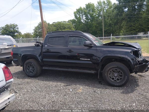 2018 TOYOTA TACOMA SR5 V6